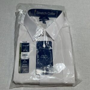 XL, Men’s Long Sleeve White Button Down shirt